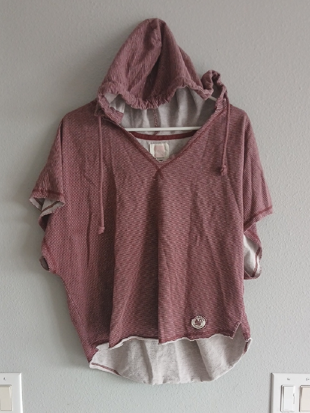 Quicksilver Medium Large Distressed Oversized Cropped Y2k Mall Brand Hoody